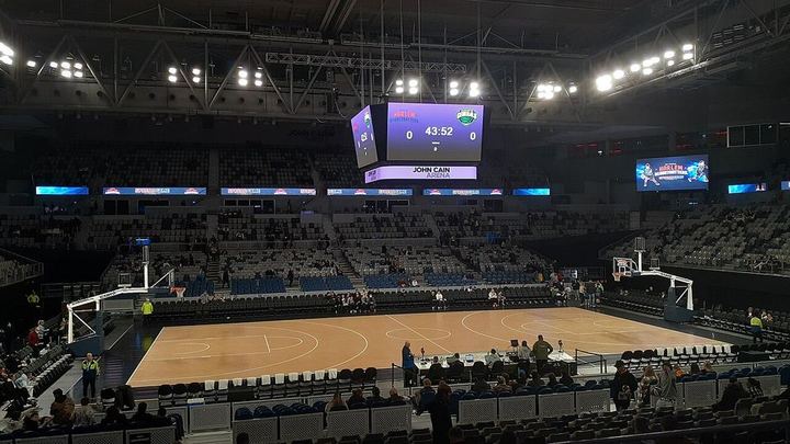 西班牙2-0法国晋级决赛，罗德里触球破百创中场纪录｜亚新体育官网（封面配图）